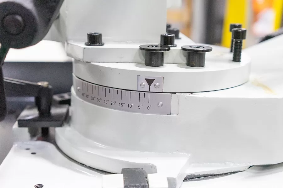 Ленточнопильный станок с гидроразгрузкой Stalex BS-712GR