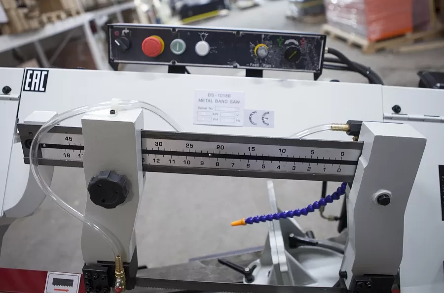 Ленточнопильный станок с гидроразгрузкой Stalex BS-1018B