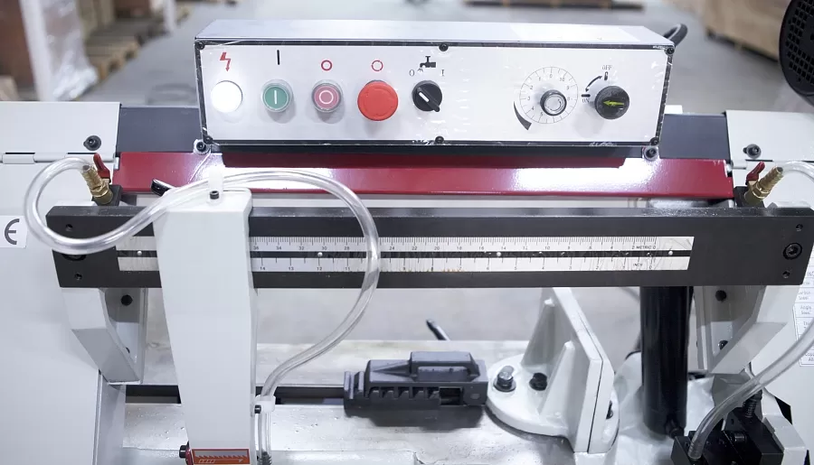 Ленточнопильный станок с гидроразгрузкой Stalex BS-1018R