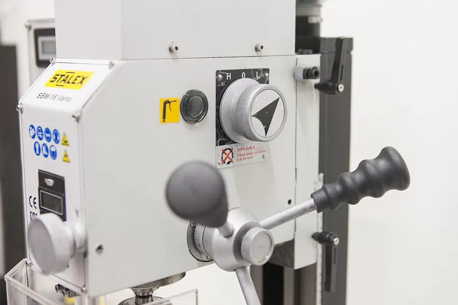 Настольный фрезерный станок STALEX SBM-16 Vario