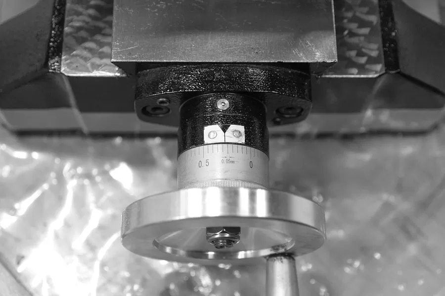 Настольный фрезерный станок STALEX SBM-28 Vario